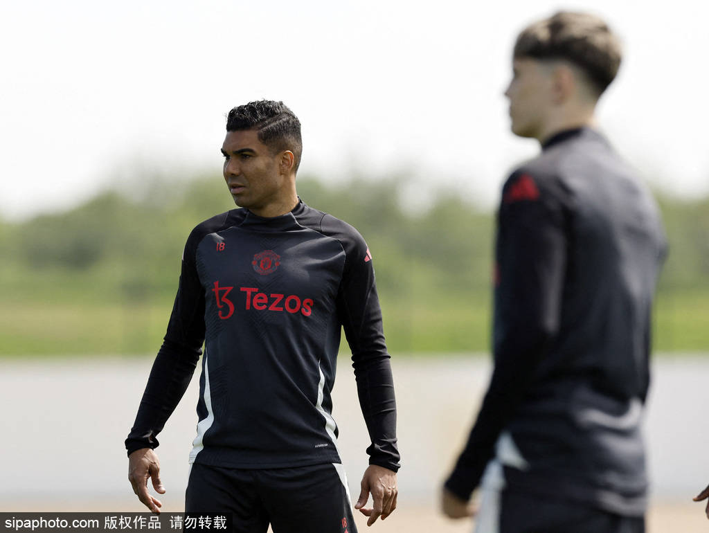 卡塞米罗直言曼联赛季表现不佳，欧联杯决赛成最后希望